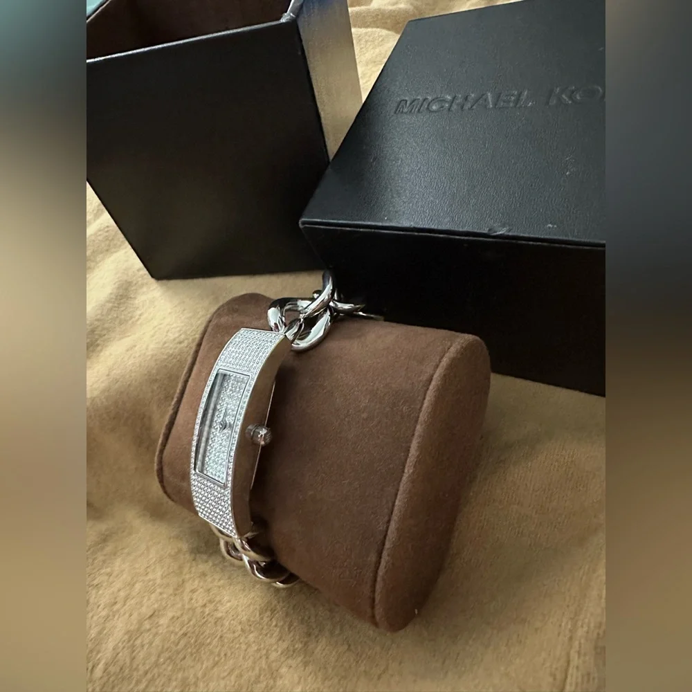 Michael Kors Watch MK 3305 - Picture 6 of 9